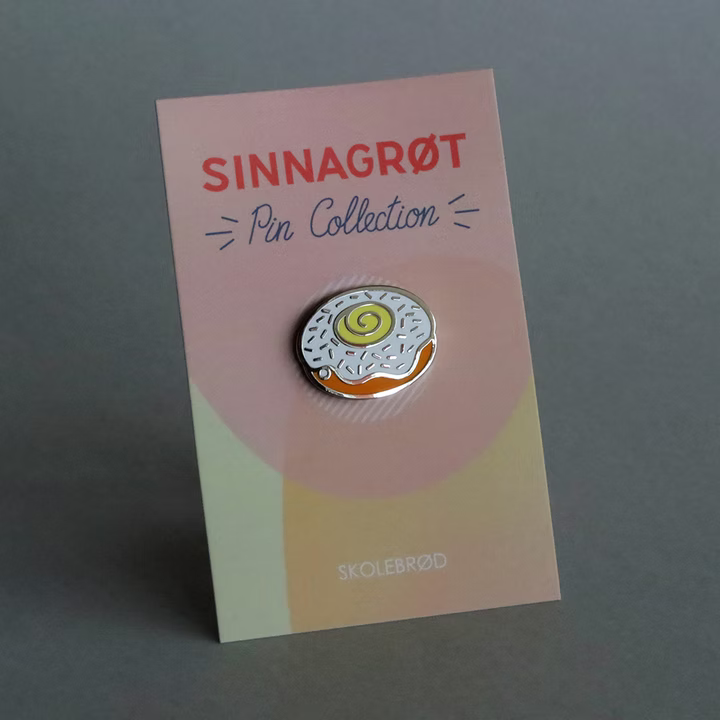 Emaljepin Skolebolle Sinnagrøt