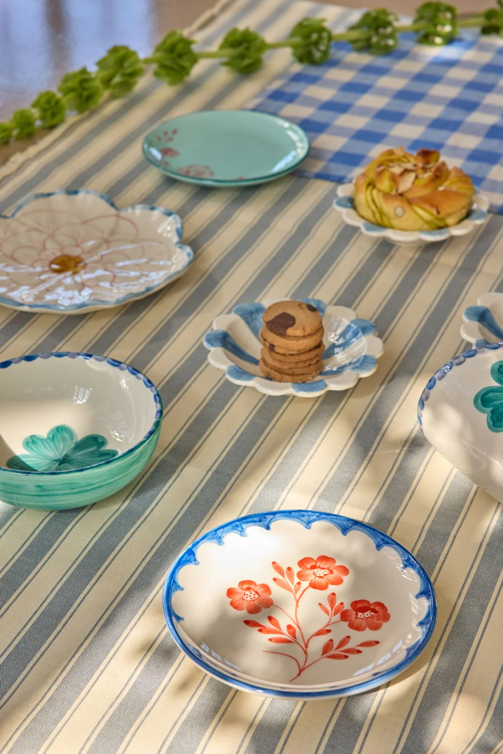 Ceramic Cake Plate Vintage Flower